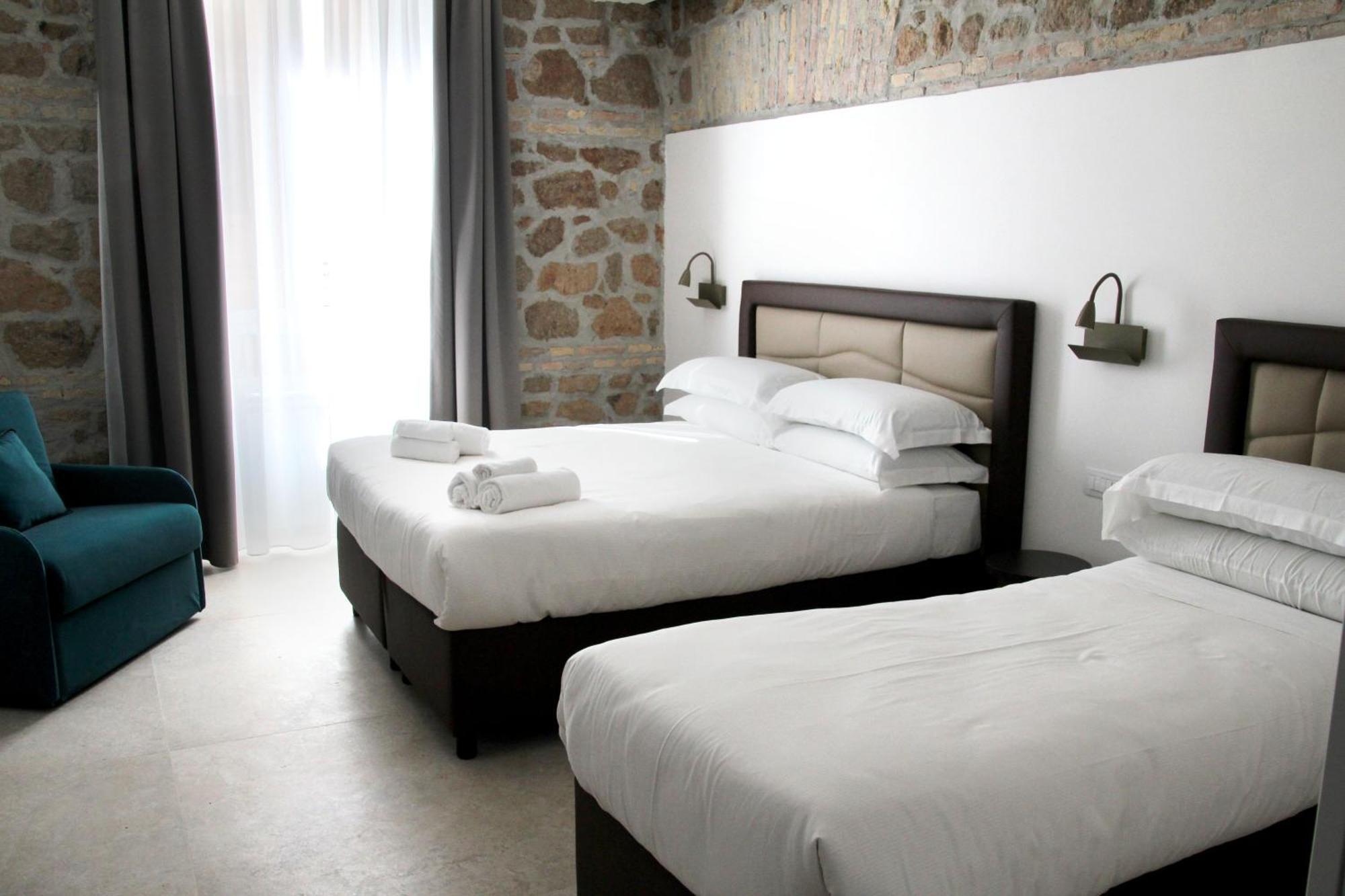 Joyful 148 Luxury Guest House Powered By Joyful Termini Boutique Guest House โรม ภายนอก รูปภาพ