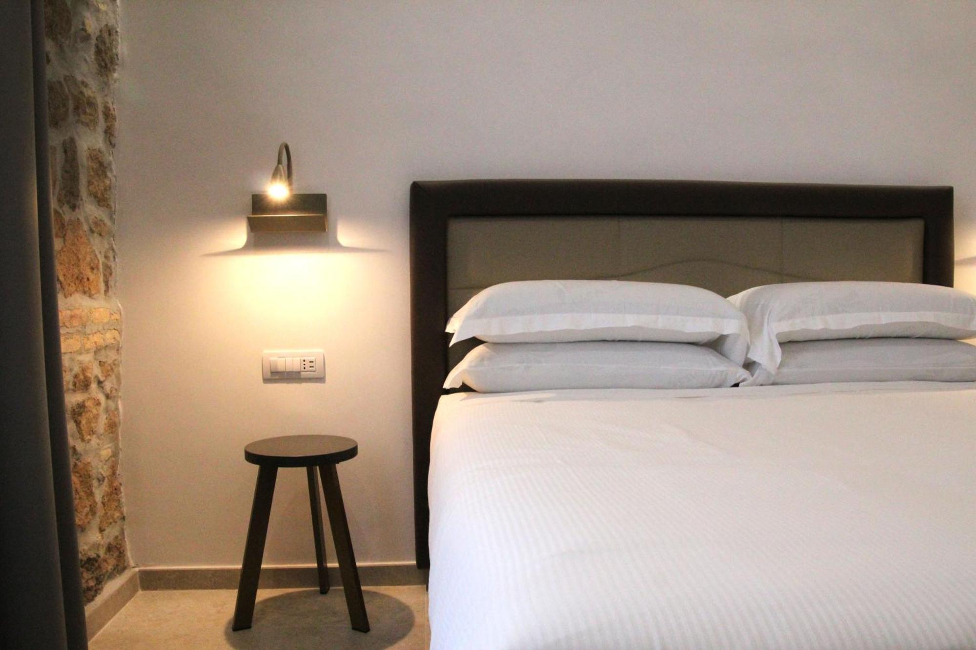 Joyful 148 Luxury Guest House Powered By Joyful Termini Boutique Guest House โรม ภายนอก รูปภาพ