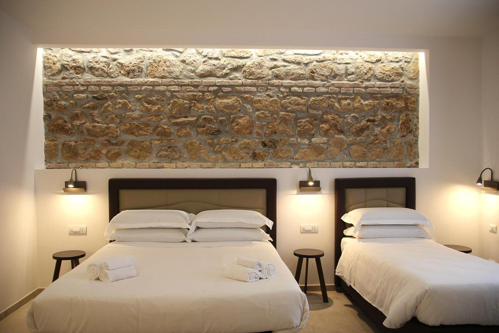 Joyful 148 Luxury Guest House Powered By Joyful Termini Boutique Guest House โรม ภายนอก รูปภาพ