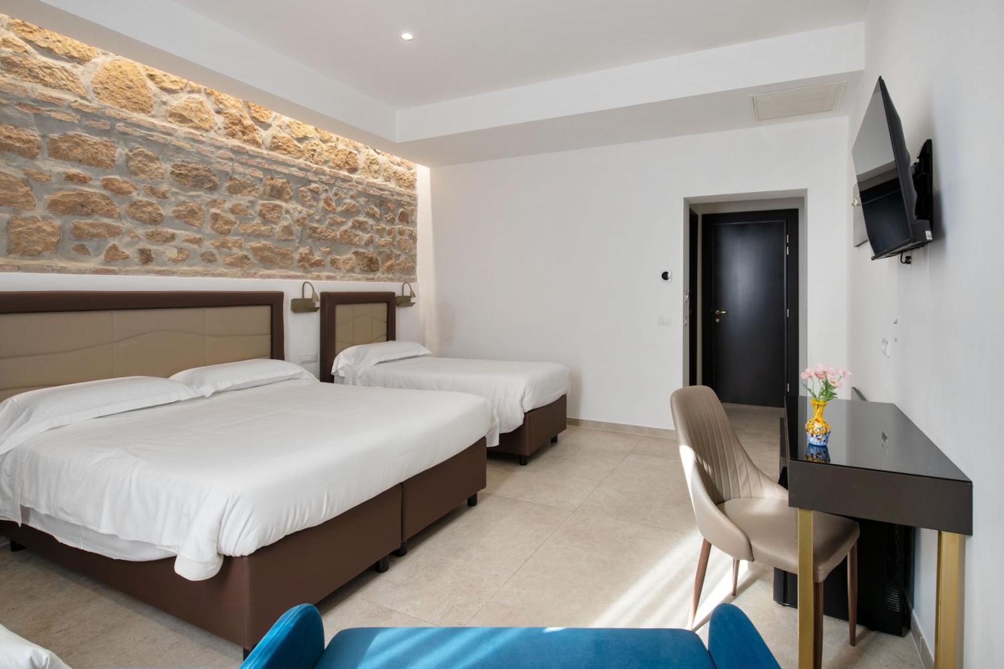 Joyful 148 Luxury Guest House Powered By Joyful Termini Boutique Guest House โรม ภายนอก รูปภาพ
