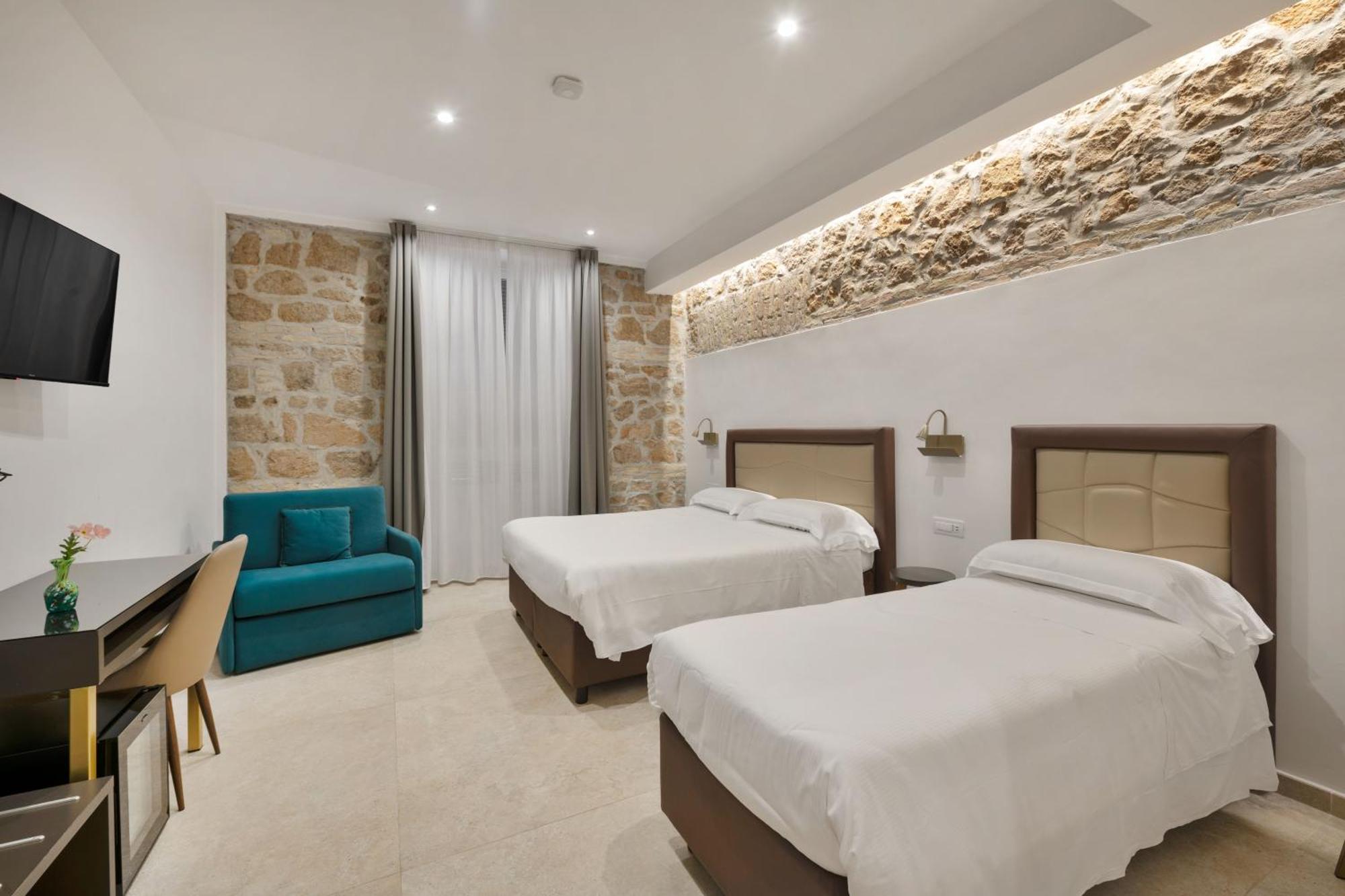 Joyful 148 Luxury Guest House Powered By Joyful Termini Boutique Guest House โรม ภายนอก รูปภาพ